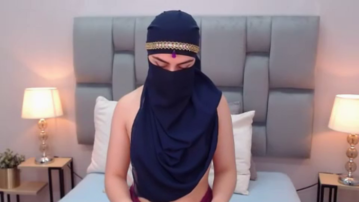 aliah-manzur