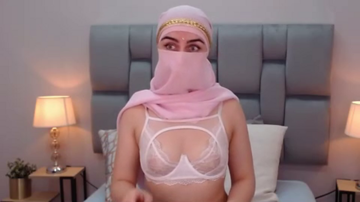 aliah-manzur