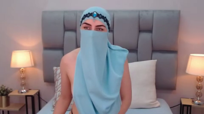 aliah-manzur
