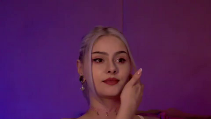 bella-lloyd