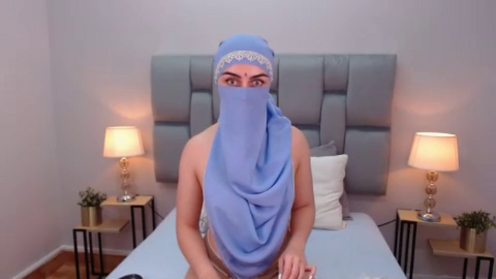 aliah-manzur