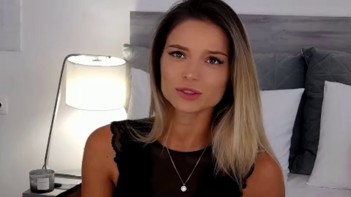 mia-wood