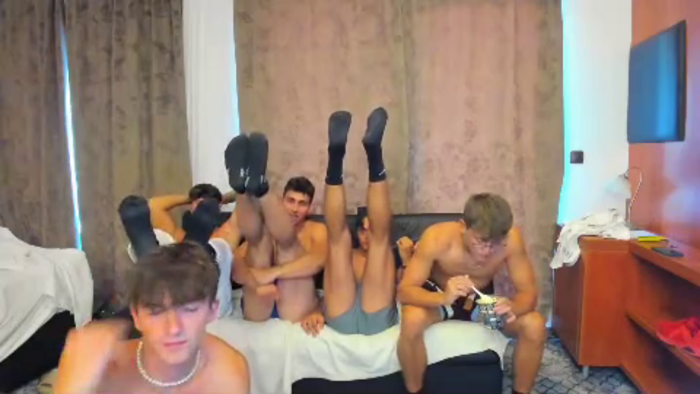 the-live-house-boys
