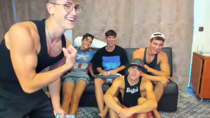 the-live-house-boys