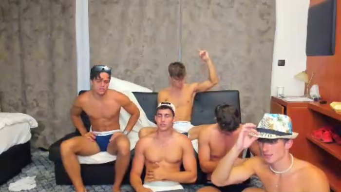 the-live-house-boys