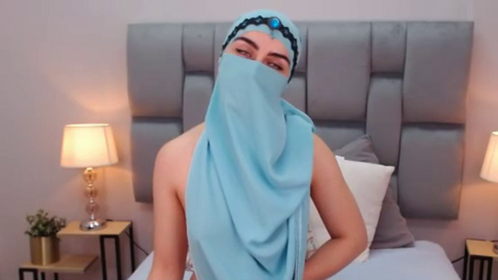 aliah-manzur