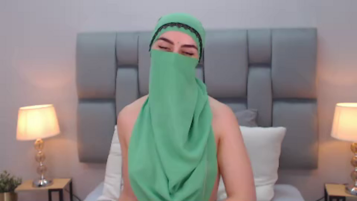 aliah-manzur