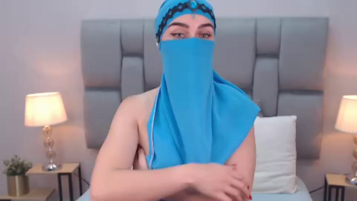 aliah-manzur