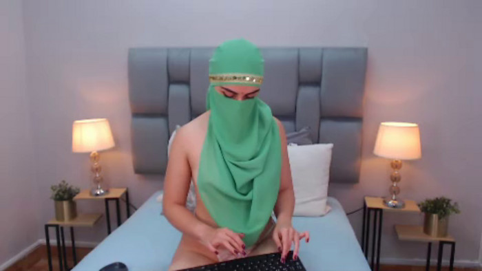 aliah-manzur