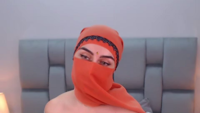 aliah-manzur