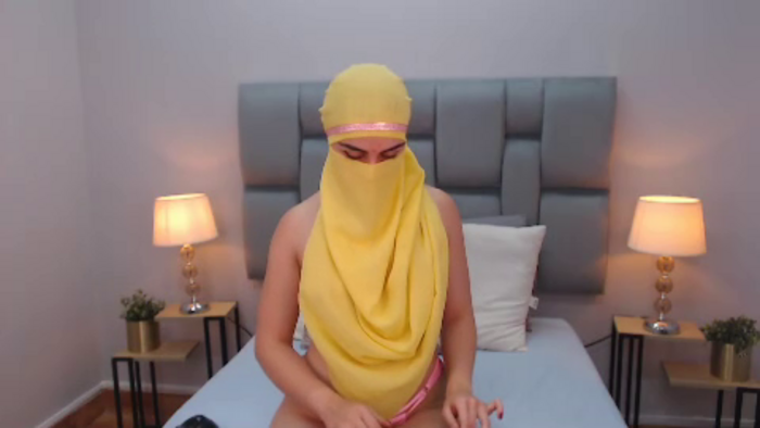 aliah-manzur