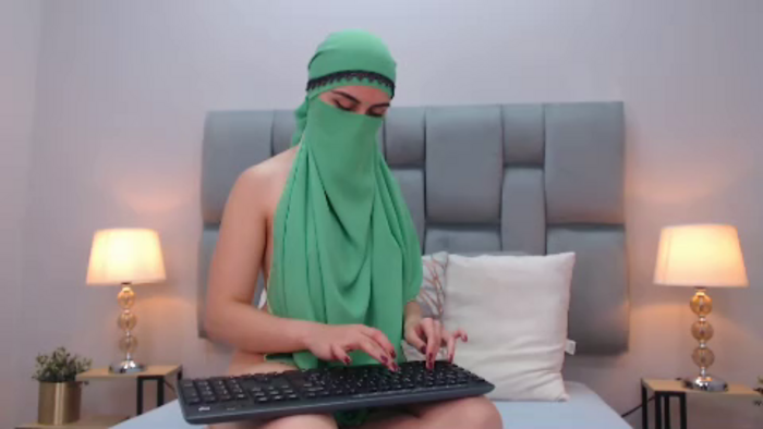 aliah-manzur