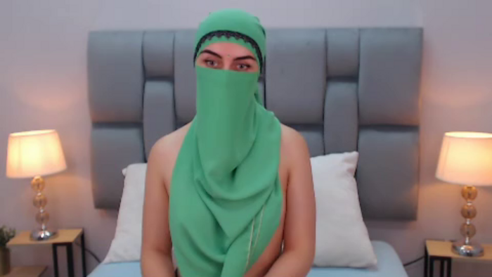 aliah-manzur