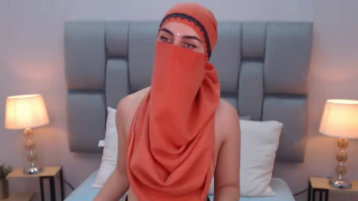 aliah-manzur