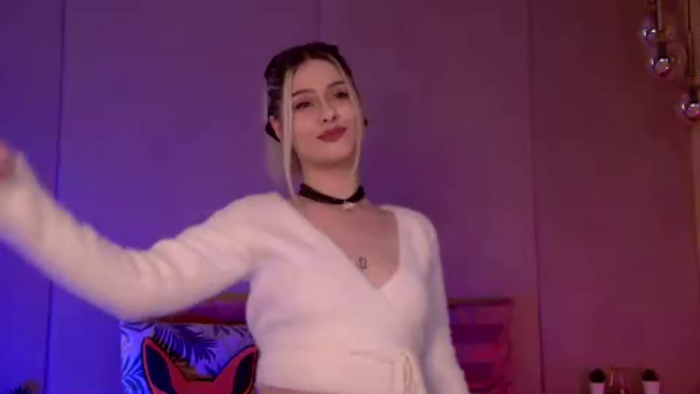 bella-lloyd