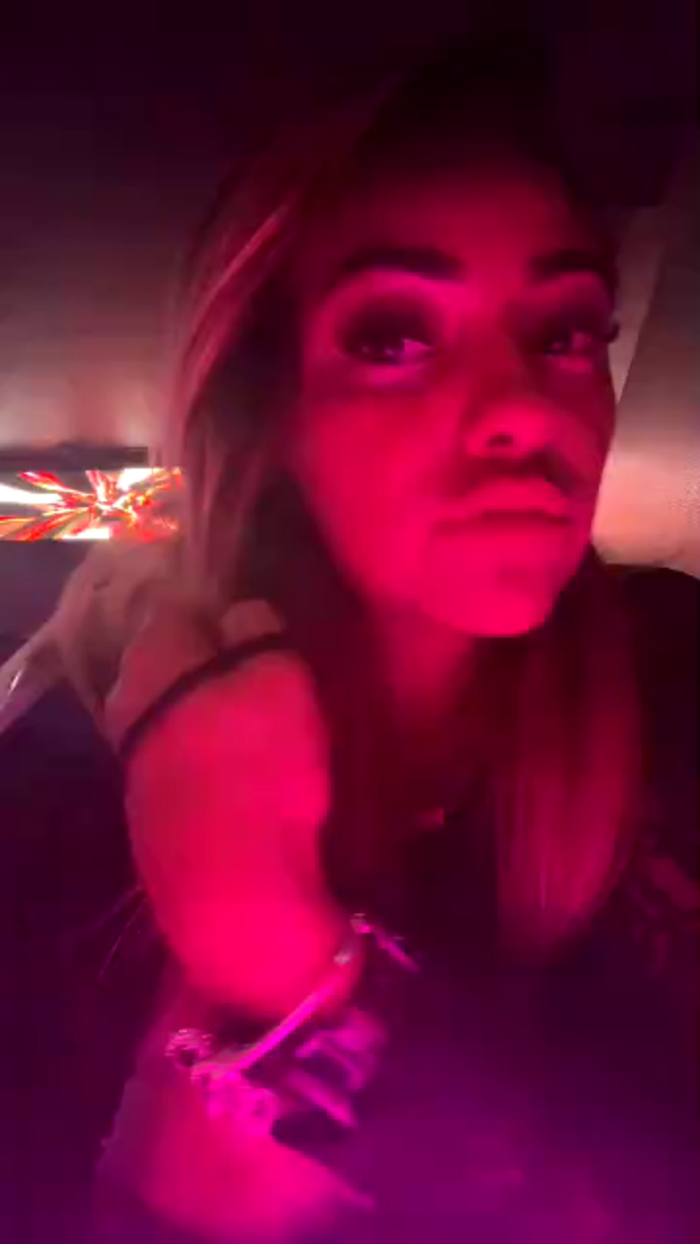 ellie-ecstasy