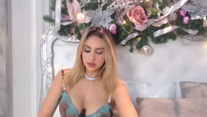 samantha-dumont