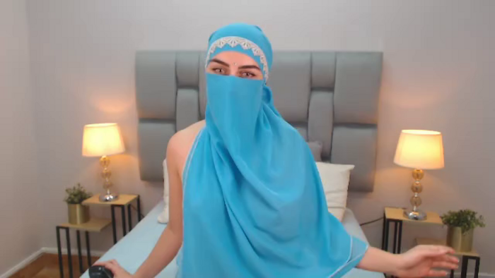 aliah-manzur