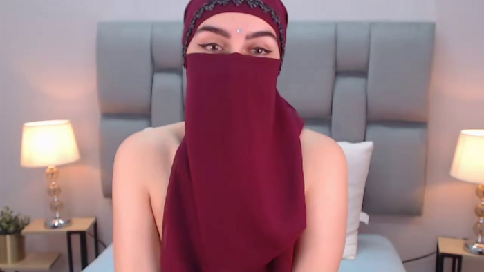 aliah-manzur