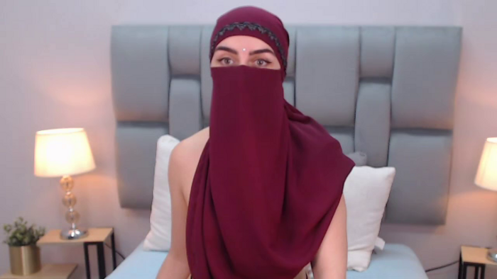 aliah-manzur