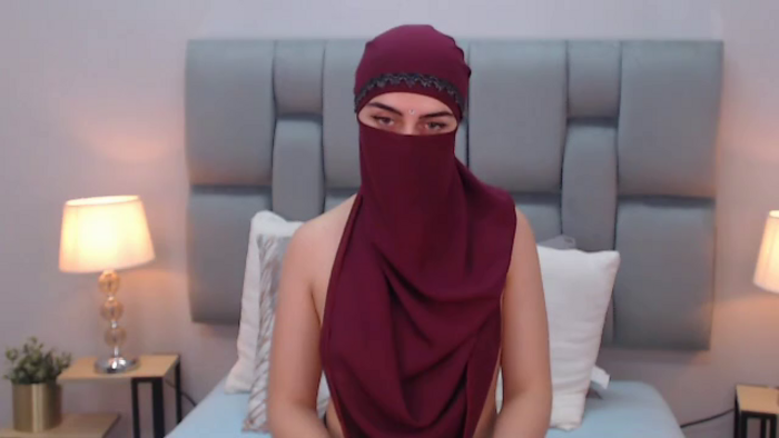 aliah-manzur