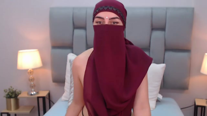 aliah-manzur