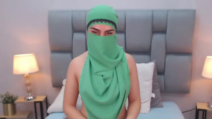aliah-manzur