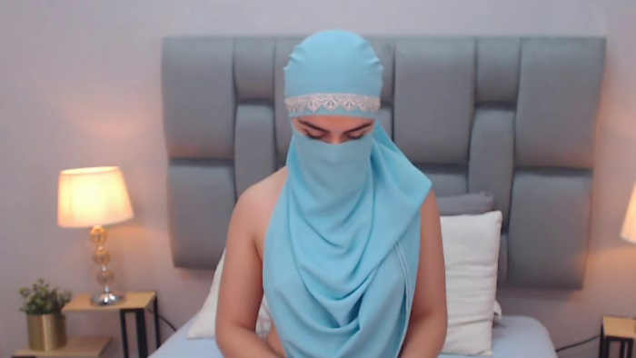 aliah-manzur