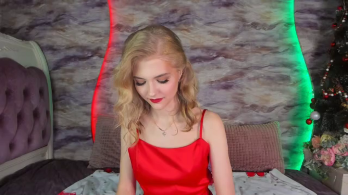 chloe-lins