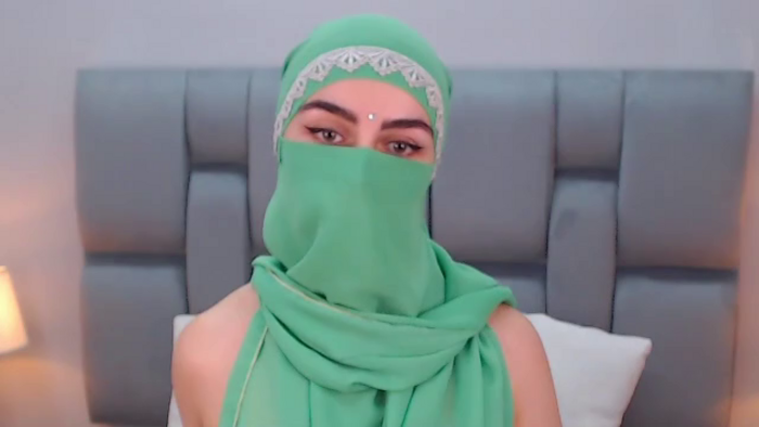 aliah-manzur