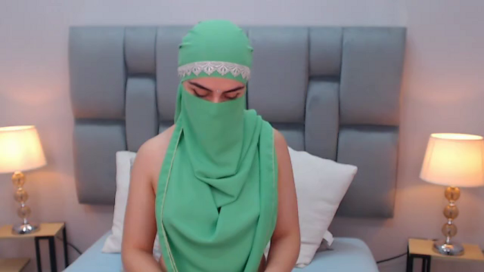 aliah-manzur