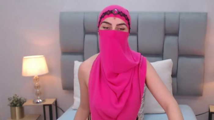 aliah-manzur