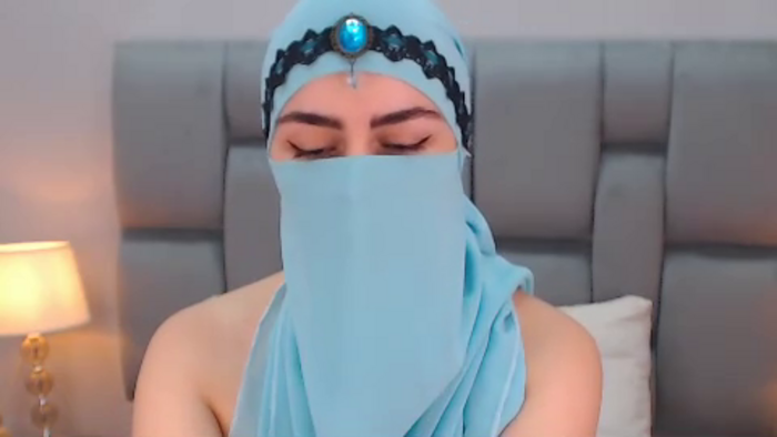 aliah-manzur