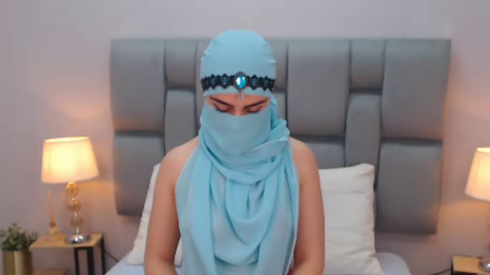 aliah-manzur