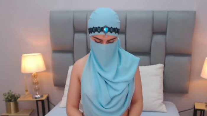 aliah-manzur