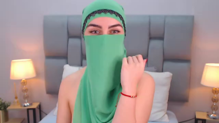aliah-manzur