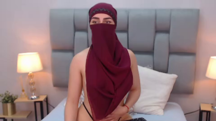 aliah-manzur