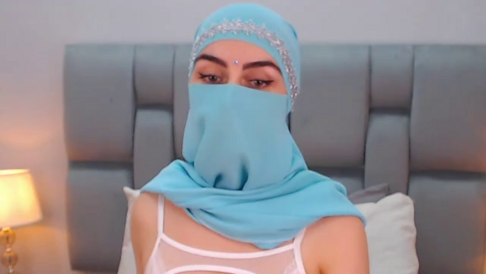 aliah-manzur