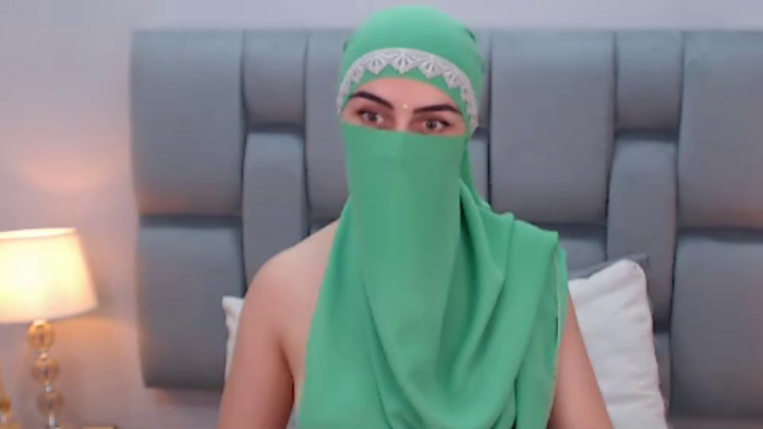 aliah-manzur