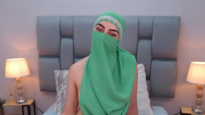 aliah-manzur
