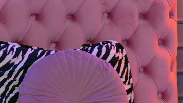 nicole-diva