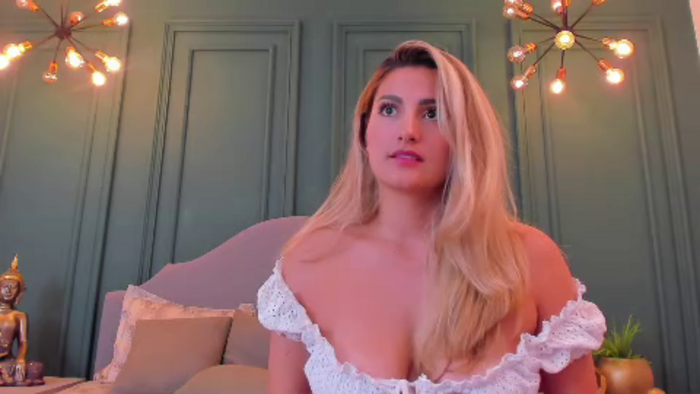 bella-jonnes