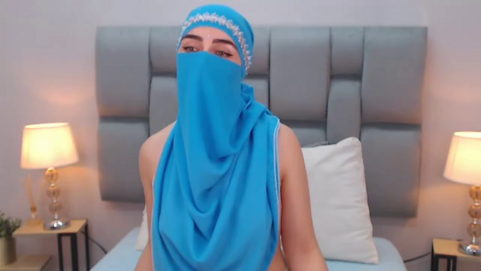 aliah-manzur