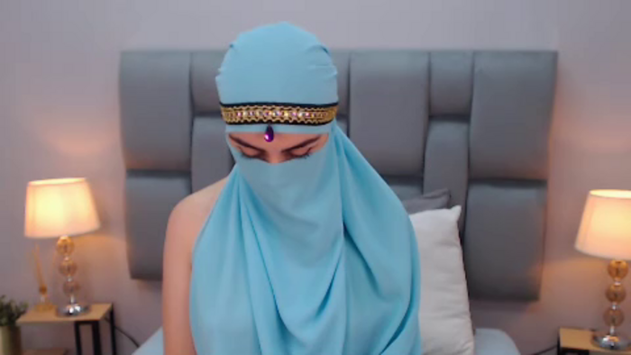 aliah-manzur
