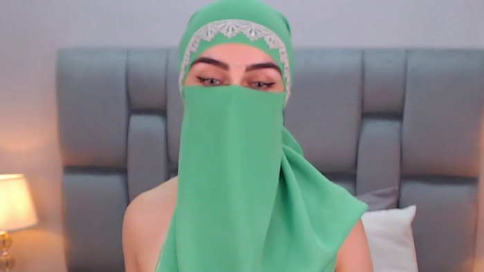 aliah-manzur