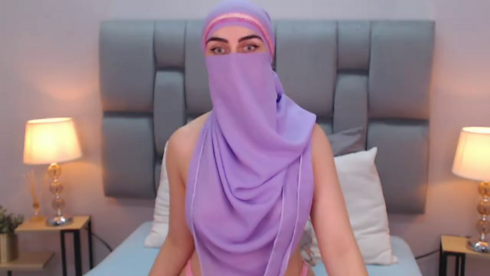 aliah-manzur