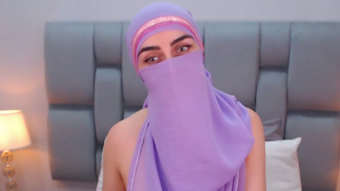 aliah-manzur