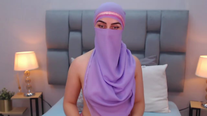 aliah-manzur