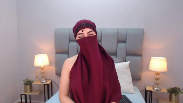 aliah-manzur