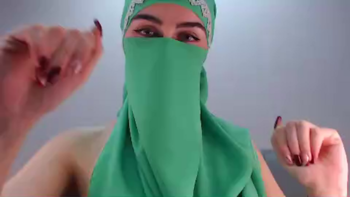 aliah-manzur